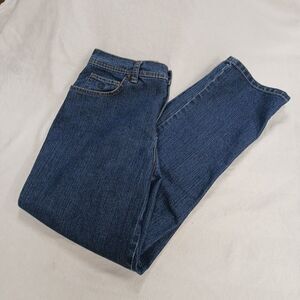 Gloria Vanderbilt Amanda Jeans Size 10 Short Medium Wash Denim 5 Pocket Stretch